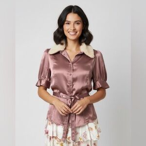 ✨ Luxury Silk Blouse with Removable Fur Collar – Elegant & Timeless Statement ✨